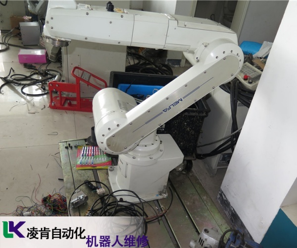 庫(kù)卡KUKA機(jī)器人運(yùn)行抖動(dòng)維修周邊城市可上門