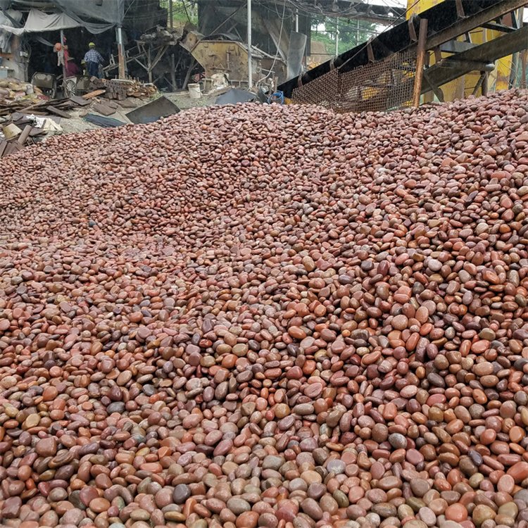 閔行區(qū)鵝卵石變壓器風(fēng)力發(fā)電墊層用5-8厘米鵝卵石圖片大全