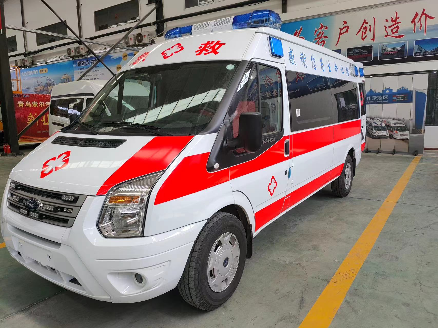 深圳潤興救護車跑長途出租租賃轉運病人站