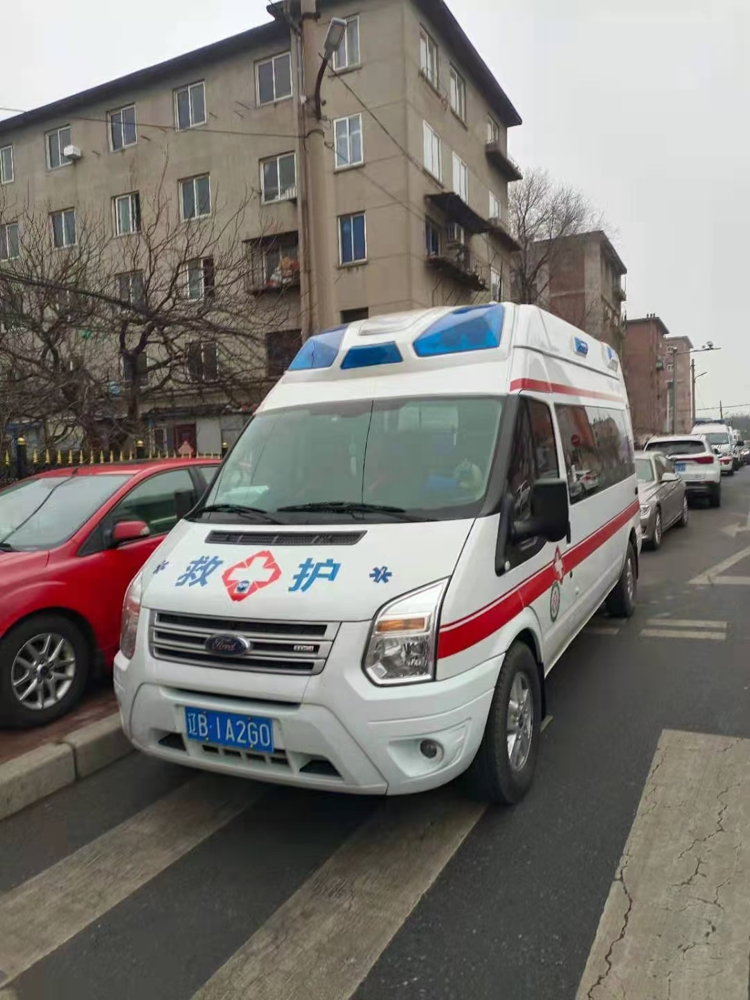 北京潤興救護車長途轉運120市區出院轉運護送患者回家