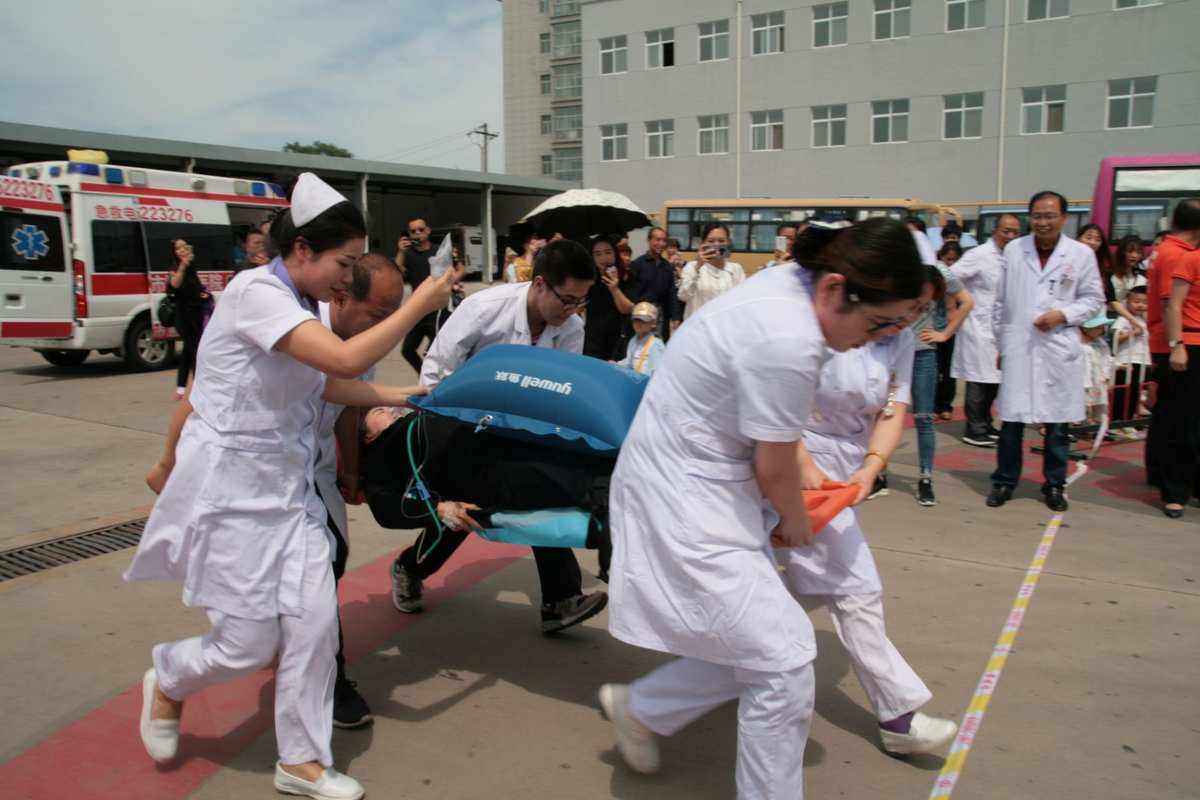 寧波潤興出市救護車轉診接送病人跨省服務服務公司