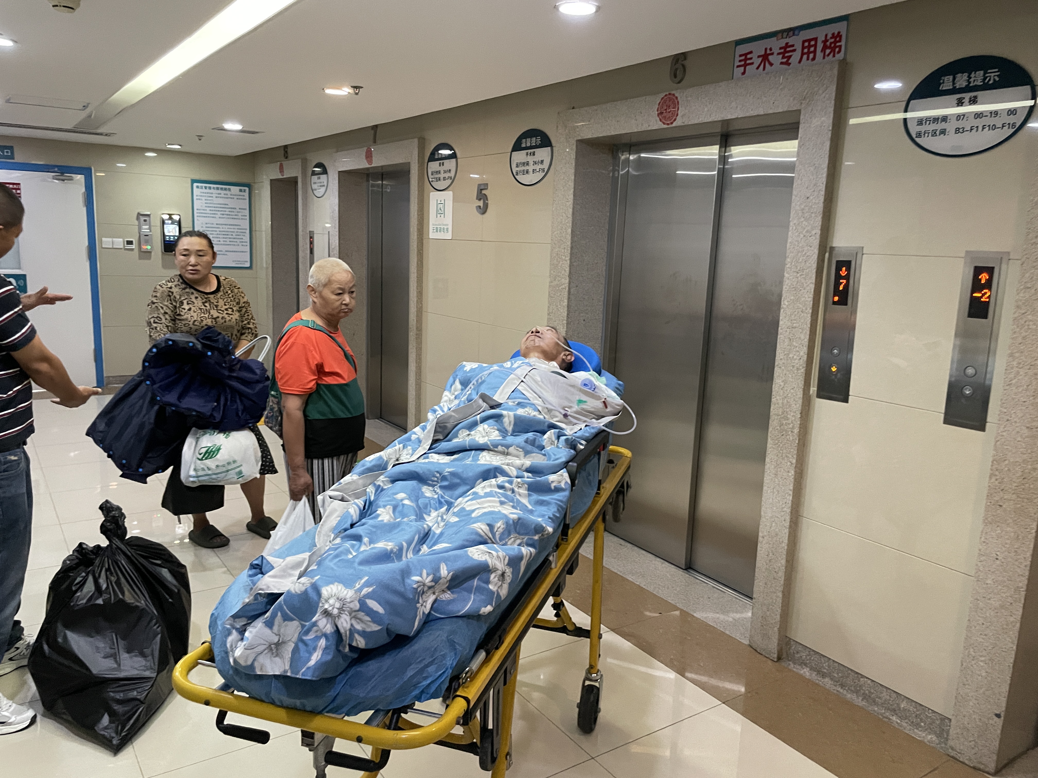 嘉興潤興救護車長途跨城轉運活動保障服務全程監護護送