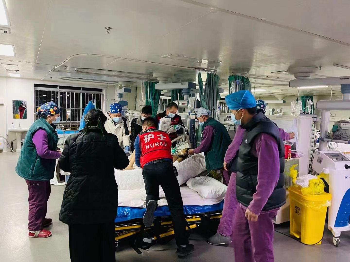 寧波潤興私人長途救護車出租患者出院返鄉服務站