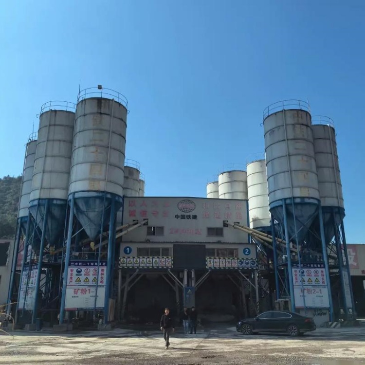 深圳龍崗區(qū)專注回收油墨廠設(shè)備公司回收油墨廠設(shè)備