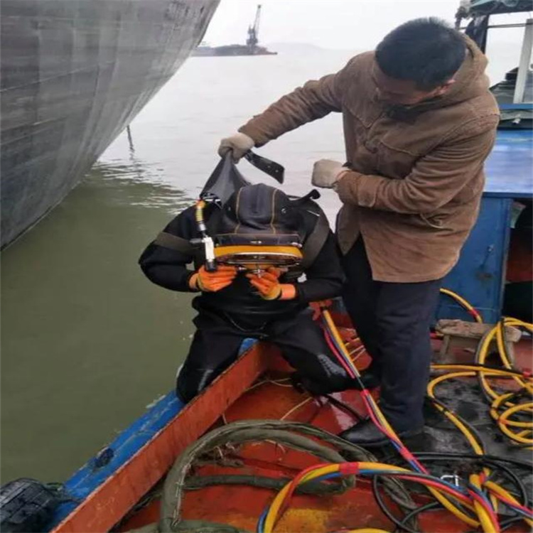 源匯區(qū)水下打撈公司 水下攝像電話