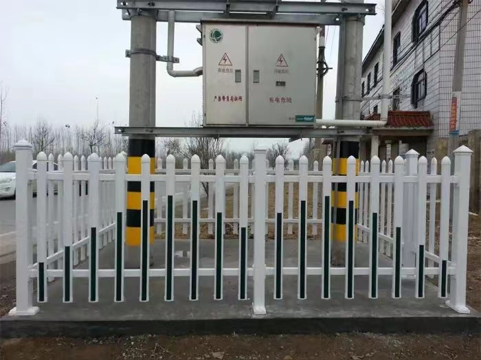 塔城玻璃鋼護欄道理施工護欄生產廠家