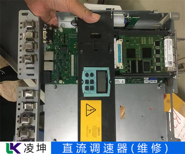 鮑米勒BAUMULLER直流調(diào)速器電機(jī)熱保護(hù)維修方法查詢
