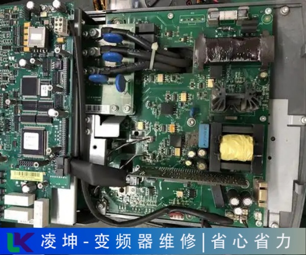 寧茂變頻器面板不顯示維修繼電器不吸合