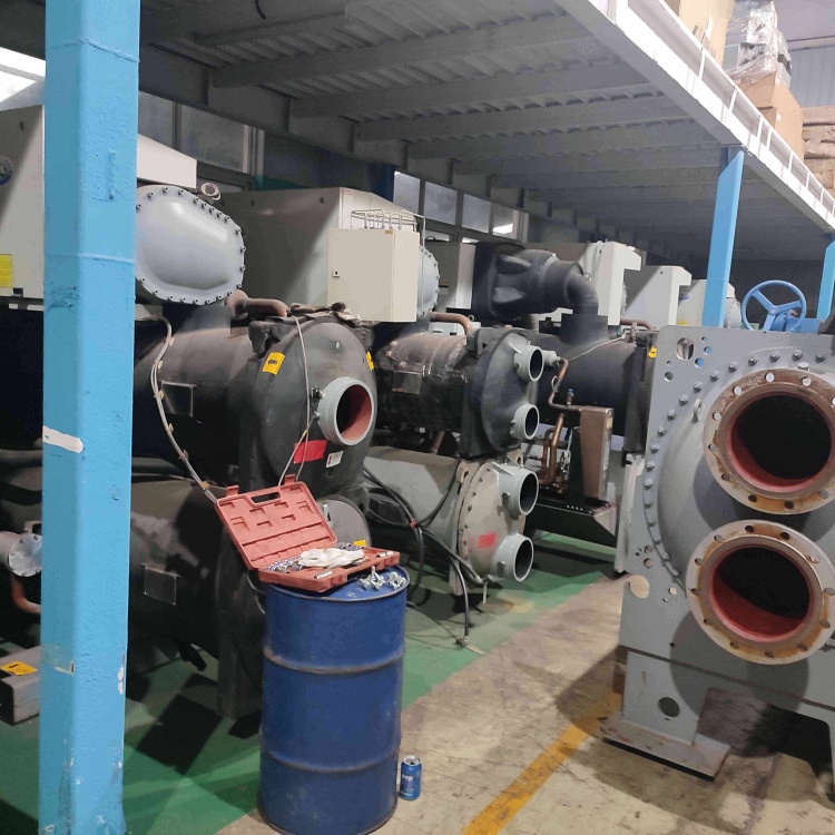 水冷螺桿冷水機(jī)回收-深圳區(qū)域舊空調(diào)回收拆收一站式