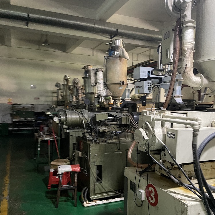 東莞塘廈鎮(zhèn)工廠淘汰模具回收行情預覽舊注塑機回收