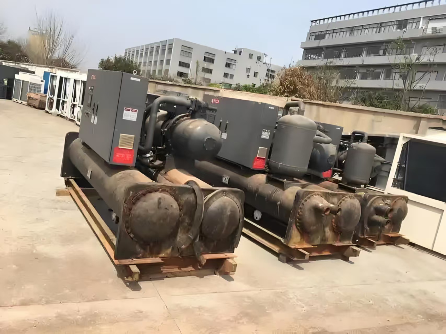 深圳龍崗二手蒸汽式溴化鋰回收拆除公司