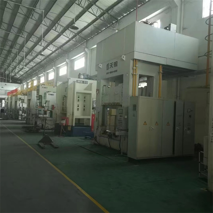 河源工廠生產(chǎn)線設(shè)備設(shè)回收,服裝設(shè)備回收廠家地址