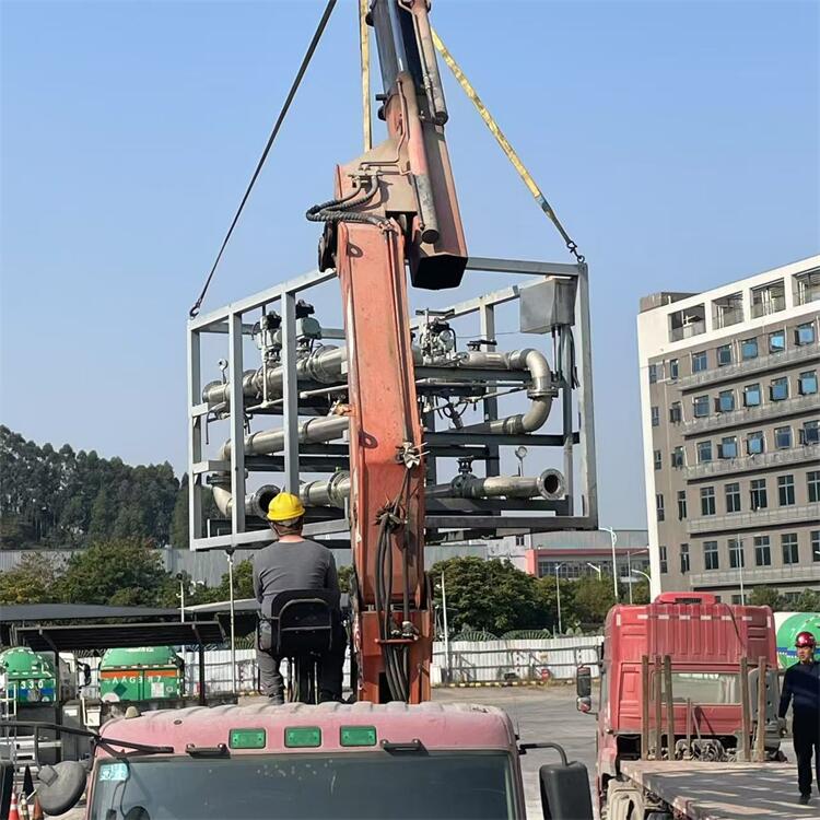 中山神灣鎮(zhèn)二手?jǐn)嚢韪磻?yīng)器收購(gòu),化工粉碎設(shè)備回收咨詢(xún)電話(huà)