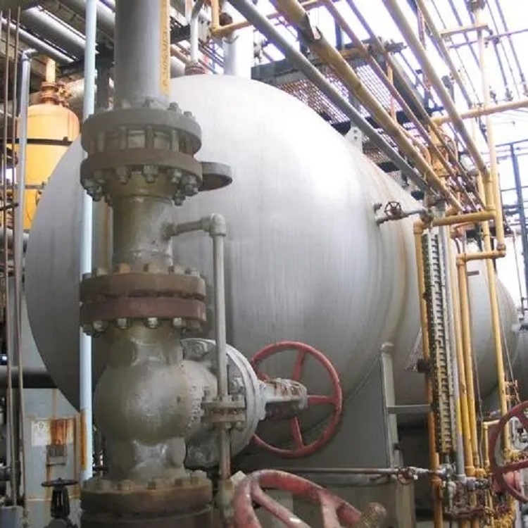 東莞沙田鎮(zhèn)整廠舊機(jī)械回收處理-化工雙螺旋錐形混合設(shè)備上門回收