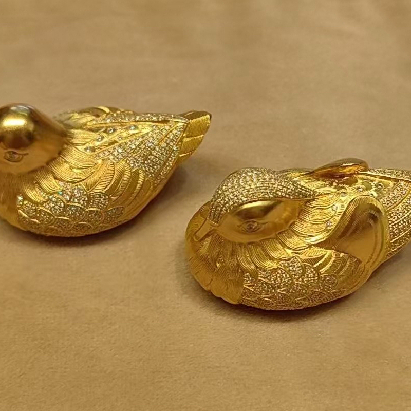 奉賢區(qū)柘林鎮(zhèn)黃金飾品回收價(jià)格-上?；厥拯S金的工廠
