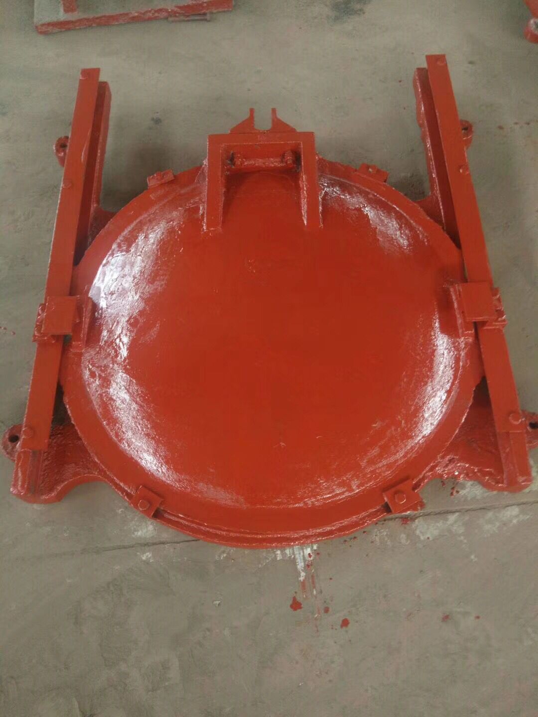 衡水土渠澆地閘門-syz鑲銅鑄鐵閘門生產(chǎn)廠家價格