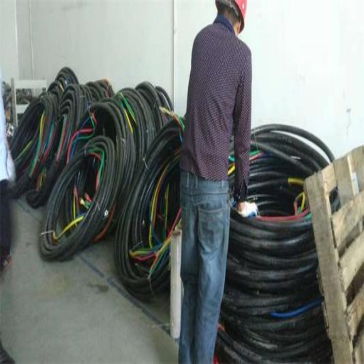 廣州黃埔二手1250kw發電機回收廢舊配電柜設備收購