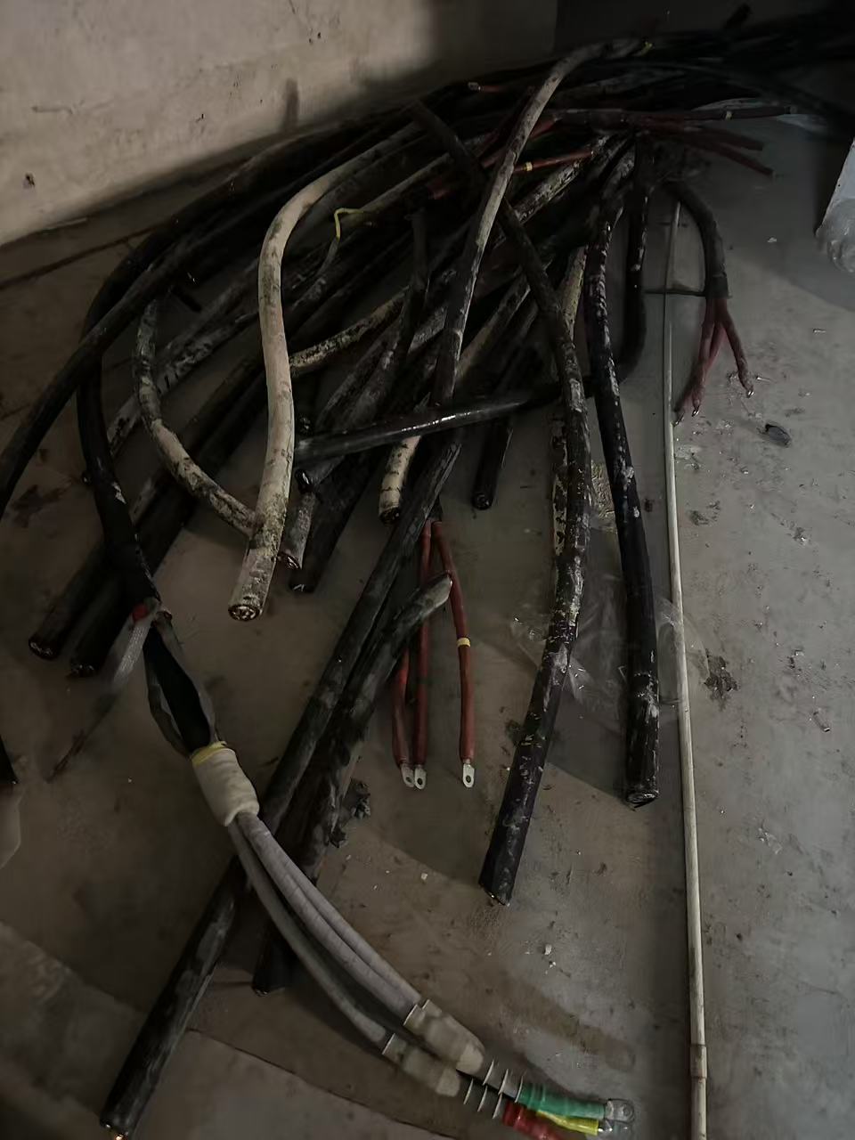 廣州從化二手沃爾沃發(fā)電機回收電線電纜收購