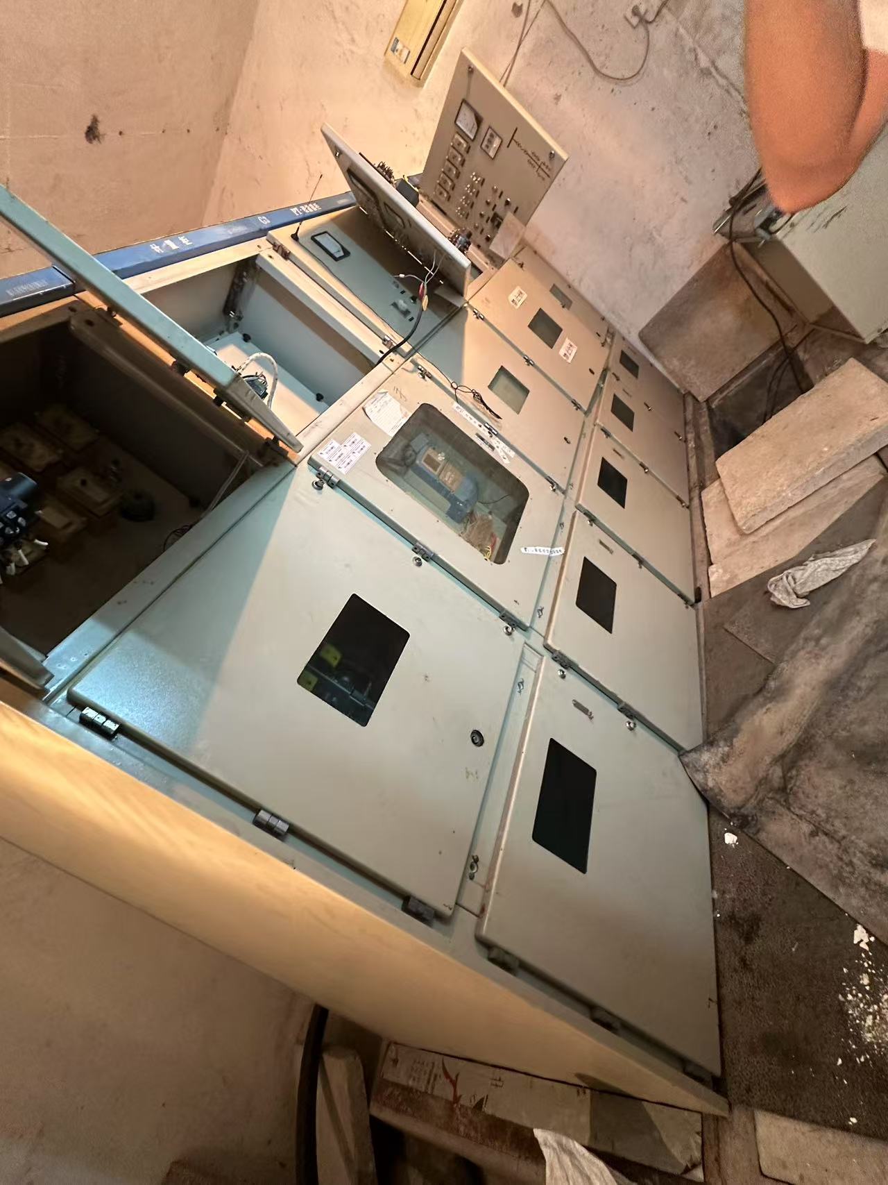 海珠區廢電纜回收/配電房拆除回收廠家