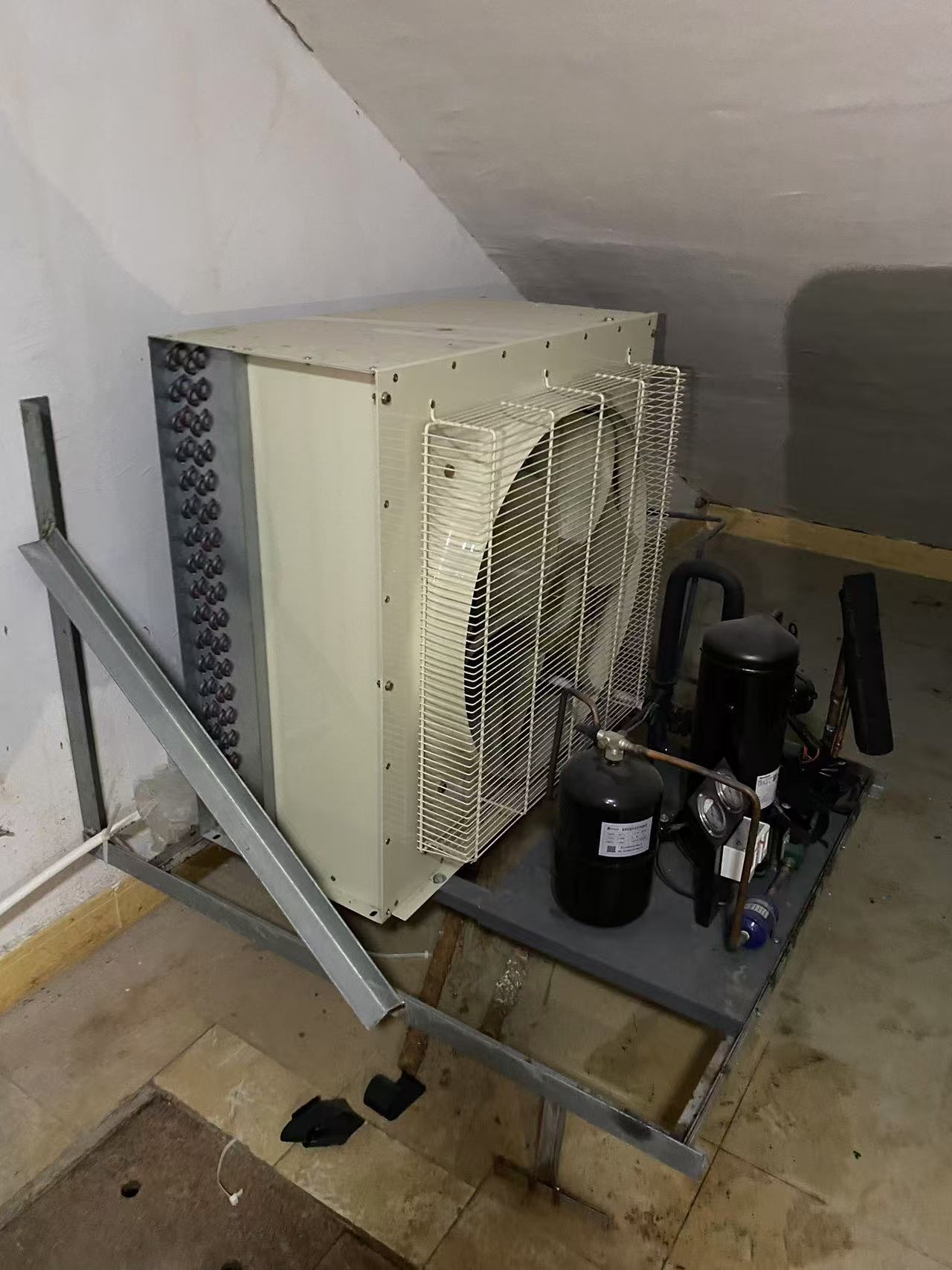 越秀區沃爾沃發電機回收/配電柜拆除回收廠家