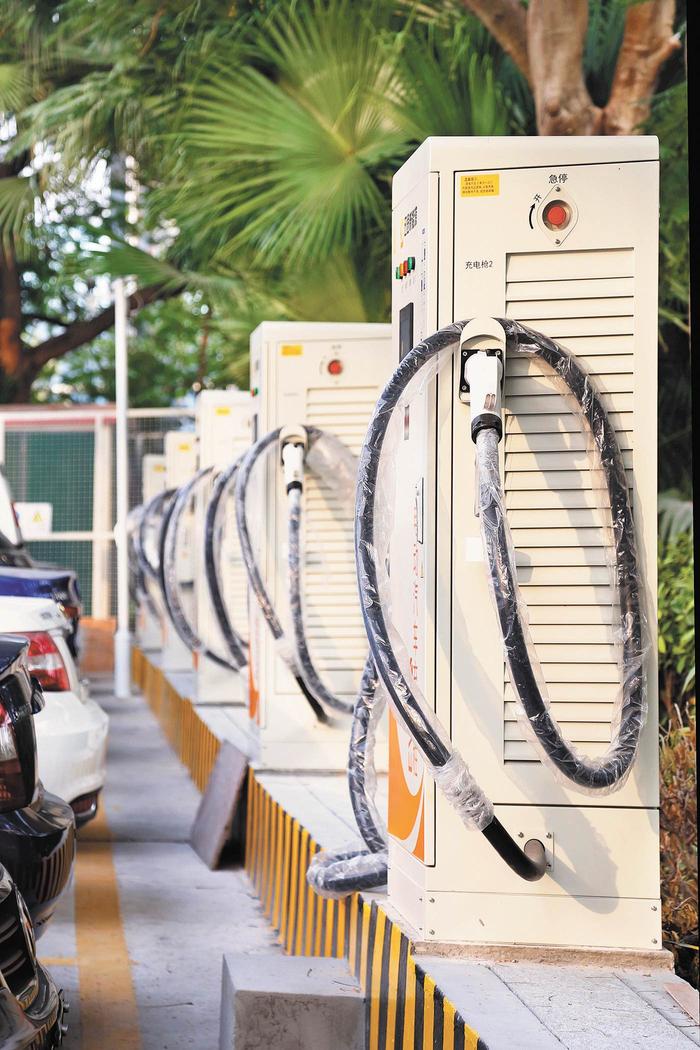 廣州智能充電站回收/12v65ahUPS電池收購廠家