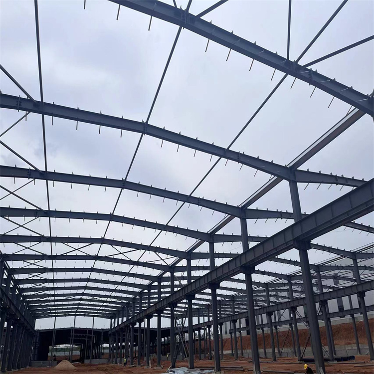 深圳龍華區(qū)廠房鋼結(jié)構(gòu)回收施工方案廢舊機(jī)器設(shè)備回收