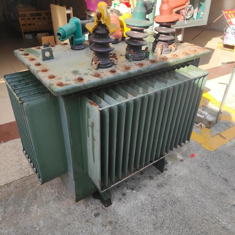 廣東珠海市回收廢舊變壓器-電爐變壓器回收-低壓配電柜回收