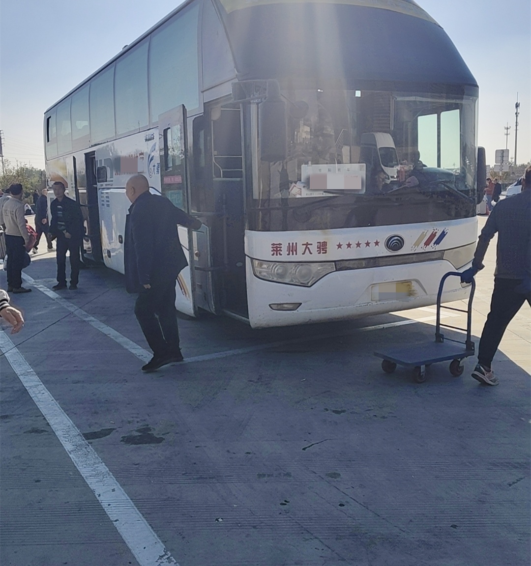 黃島到徐州的豪華汽車(chē)直達(dá)客車(chē)歡迎您乘坐