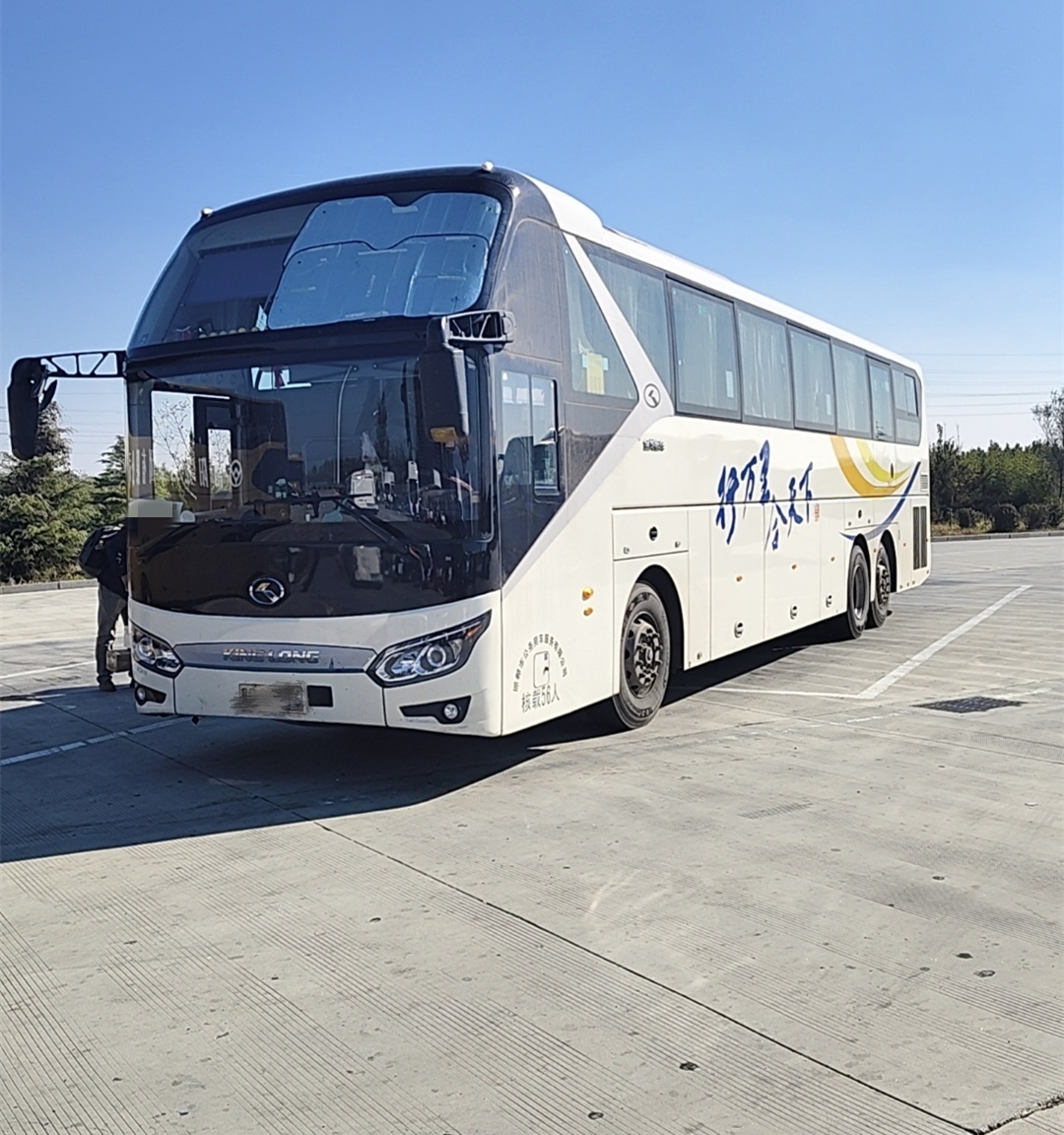 平度到岳陽(yáng)的豪華汽車直達(dá)客車歡迎您乘坐