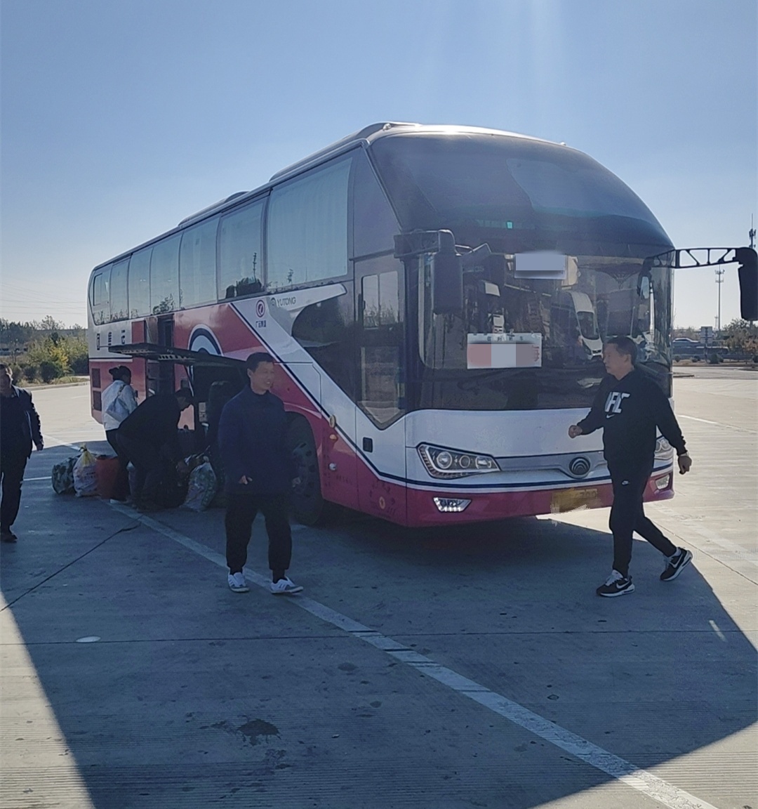 青島到銅川的豪華汽車(chē)直達客車(chē)歡迎您乘坐