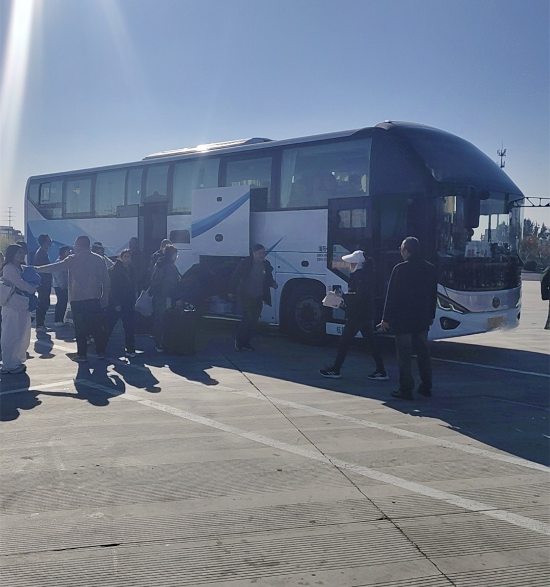 威海到簡陽的直達客車全程安全舒適歡迎您乘坐