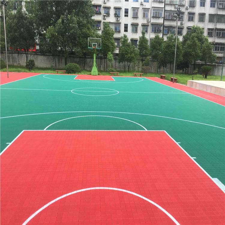 昆明 運動場塑膠地板 幼兒園室外拼接地板 拼裝式懸浮地板