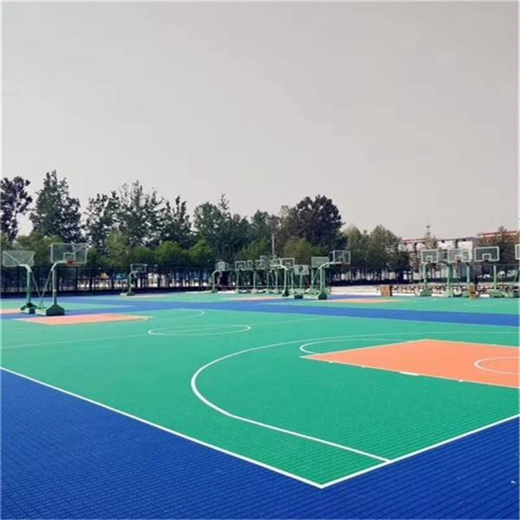 紅河 羽毛球場拼裝地板 幼兒園室外拼接地板 懸浮拼裝式運動地坂