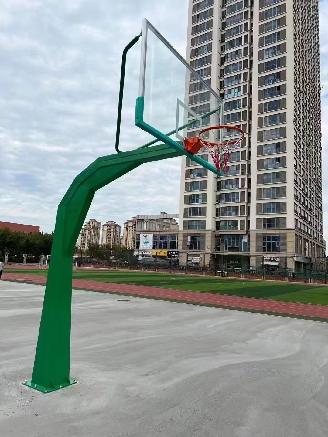 綿陽 凹箱籃球架 方管籃球架 平箱仿液壓籃球架