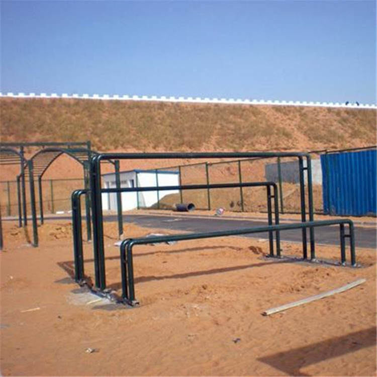 庫爾勒 警8項 八項障礙器械 攀峰塔