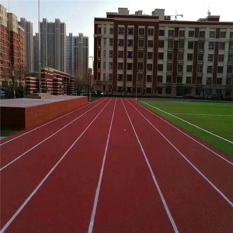 鄭州 環(huán)保透氣跑道 200米塑膠跑道 供應(yīng)廠家
