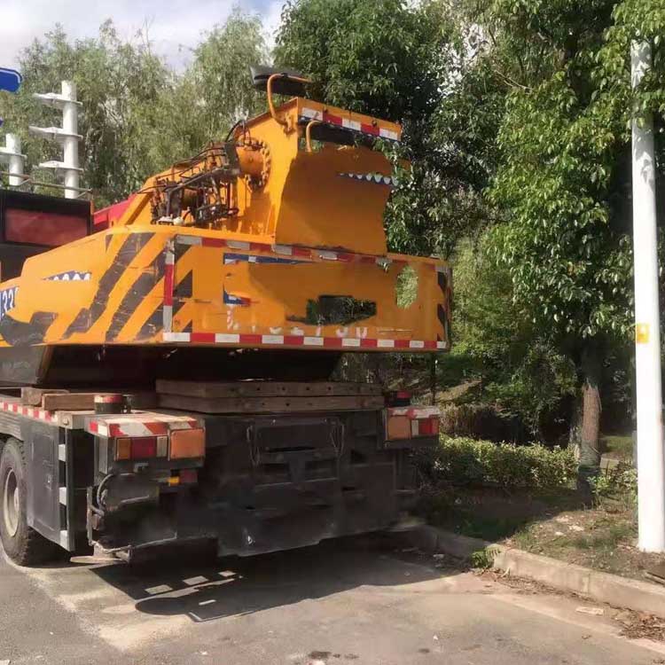 興化吊車租賃 興化高空車出租 登高車出租