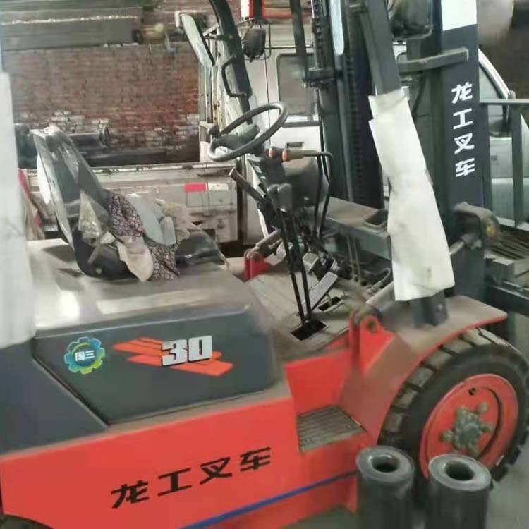 冷水灘區(qū)高空車出租 冷水灘區(qū)設(shè)備吊裝 自動(dòng)升降平臺(tái)租賃