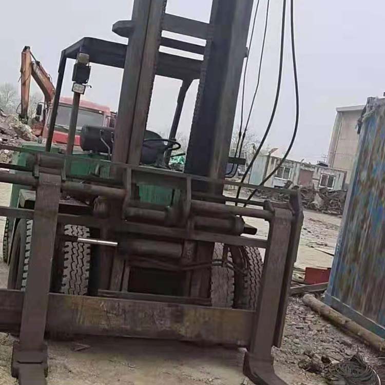 靈縣叉車租賃 靈縣升降車出租 電動直臂車出租