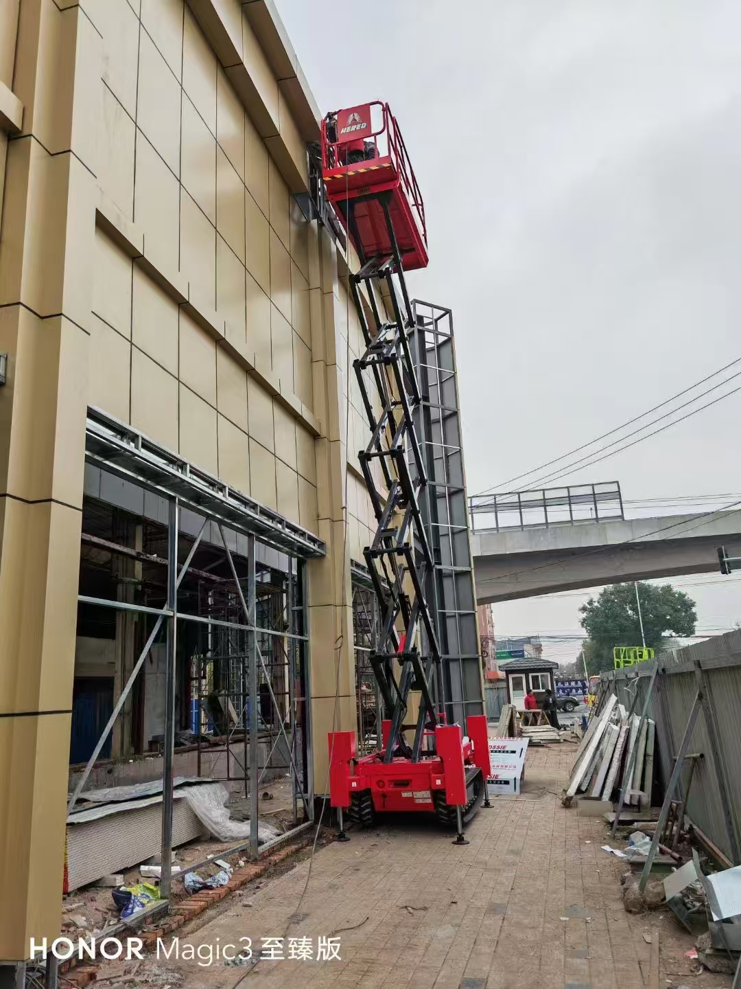 北京石景山小型電動升降機出租-32米直臂車出租-可月租