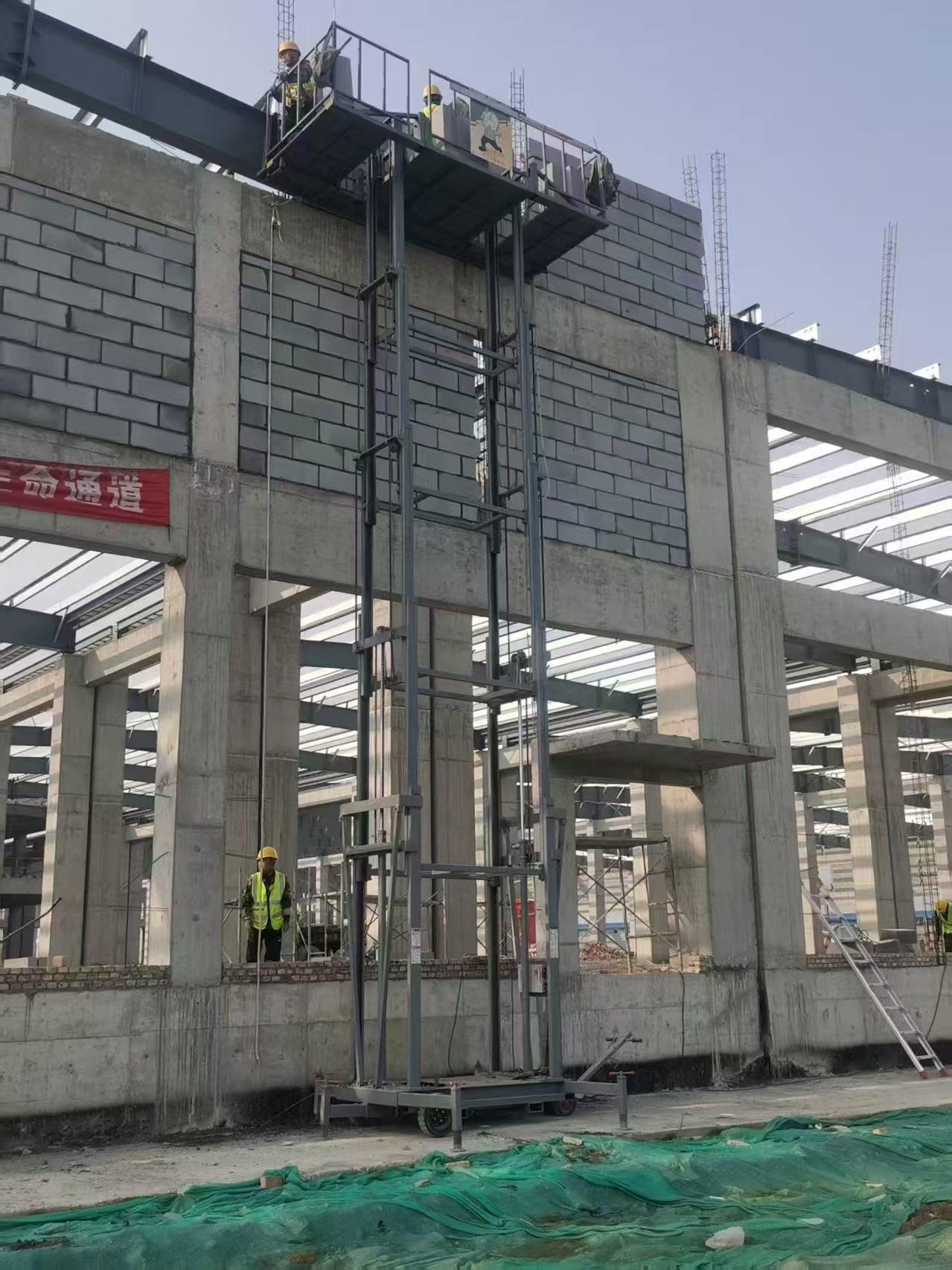 北京昌平10米剪叉升降機出租-電動曲臂式高空車出租-可月租