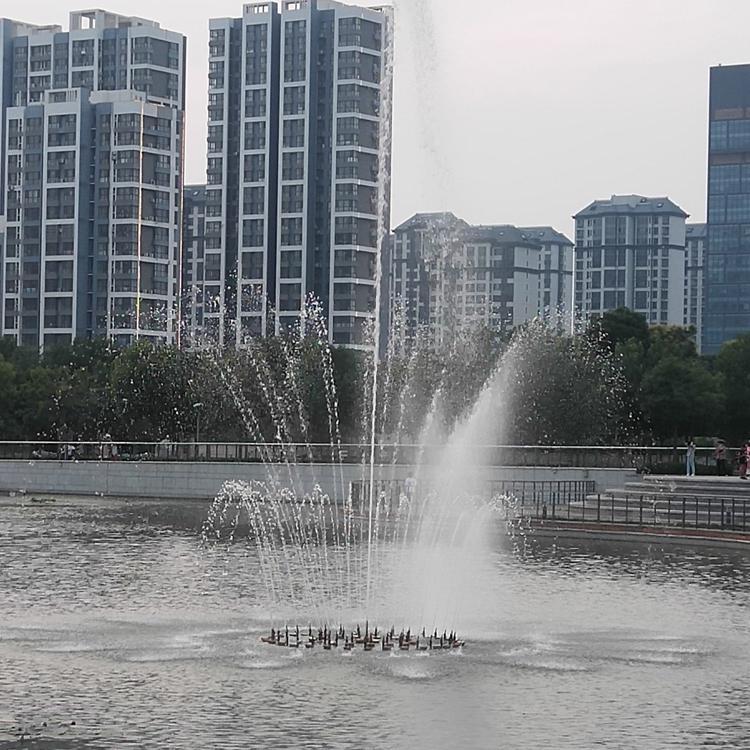 漳州云霄彩色噴泉設計_漳州云霄黑龍江噴泉廠家_漳州云霄成都水景噴泉公司