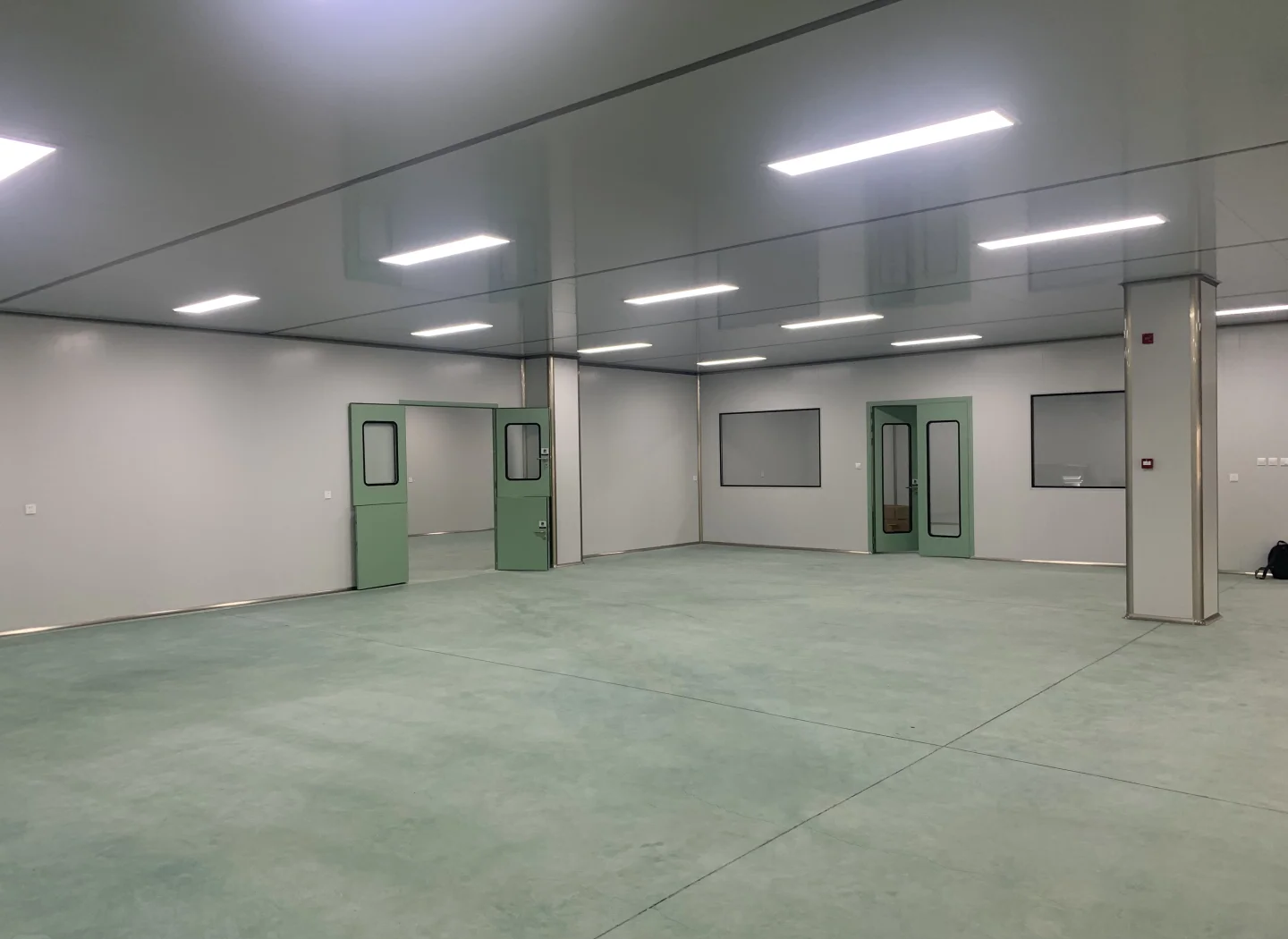 清徐市鋼結(jié)構(gòu)廠房拆除回收報價料棚回收拆除