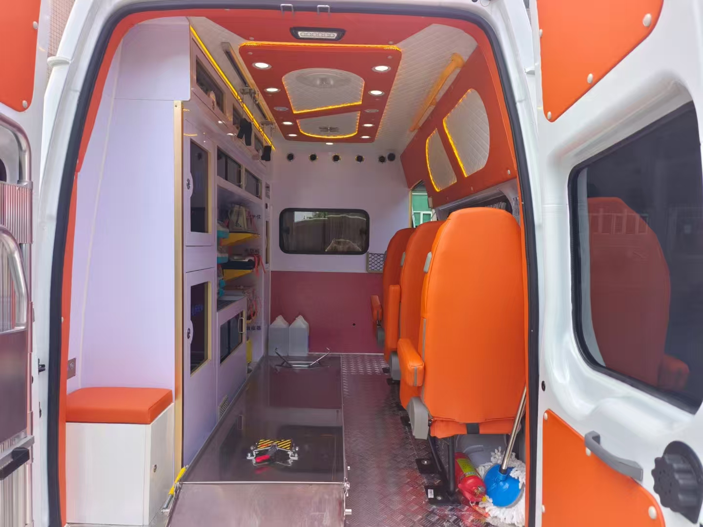 佛山禪城影視拍攝用120救護(hù)車(chē)