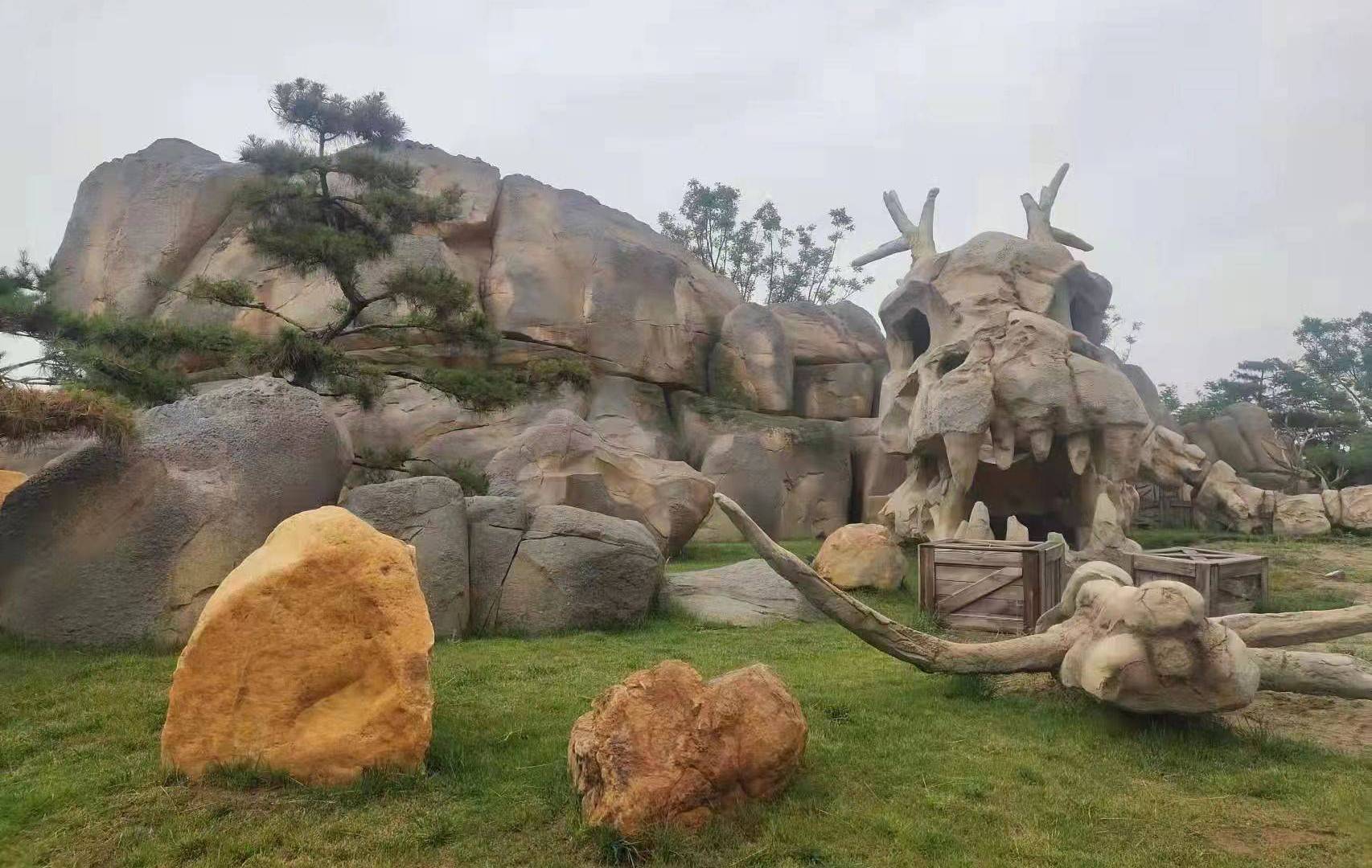 山東棗莊上水石假山 大型園林假山制作