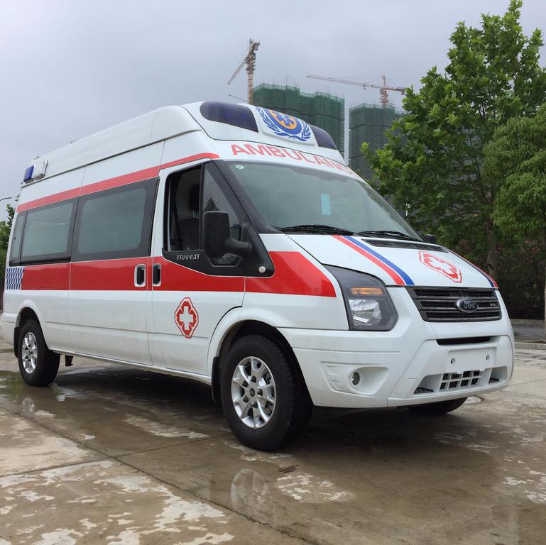 長春私人長途救護車轉(zhuǎn)運/救護車轉(zhuǎn)運病人-隨車醫(yī)護