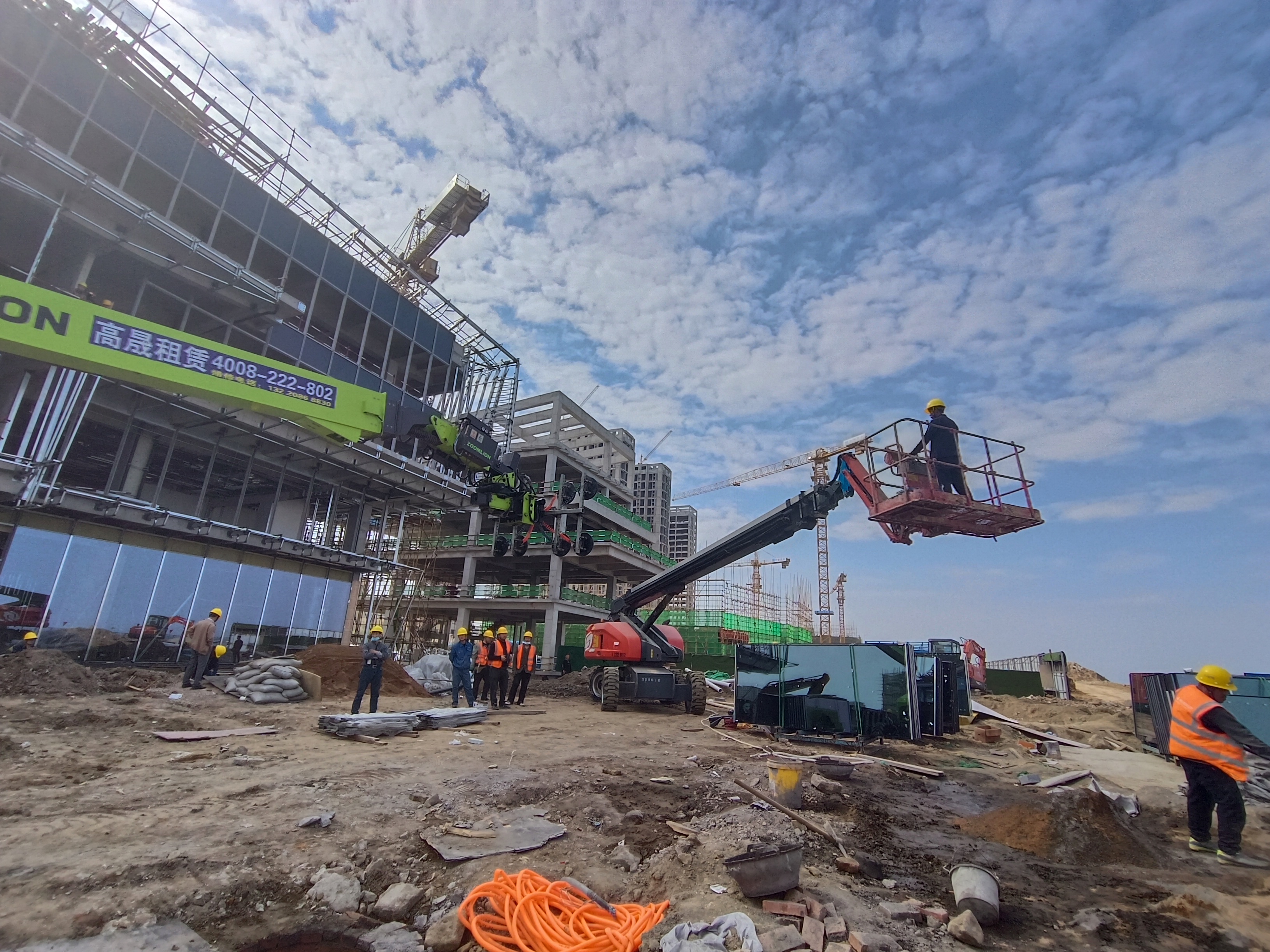 諸城升高蜘蛛車出租-工廠搬遷