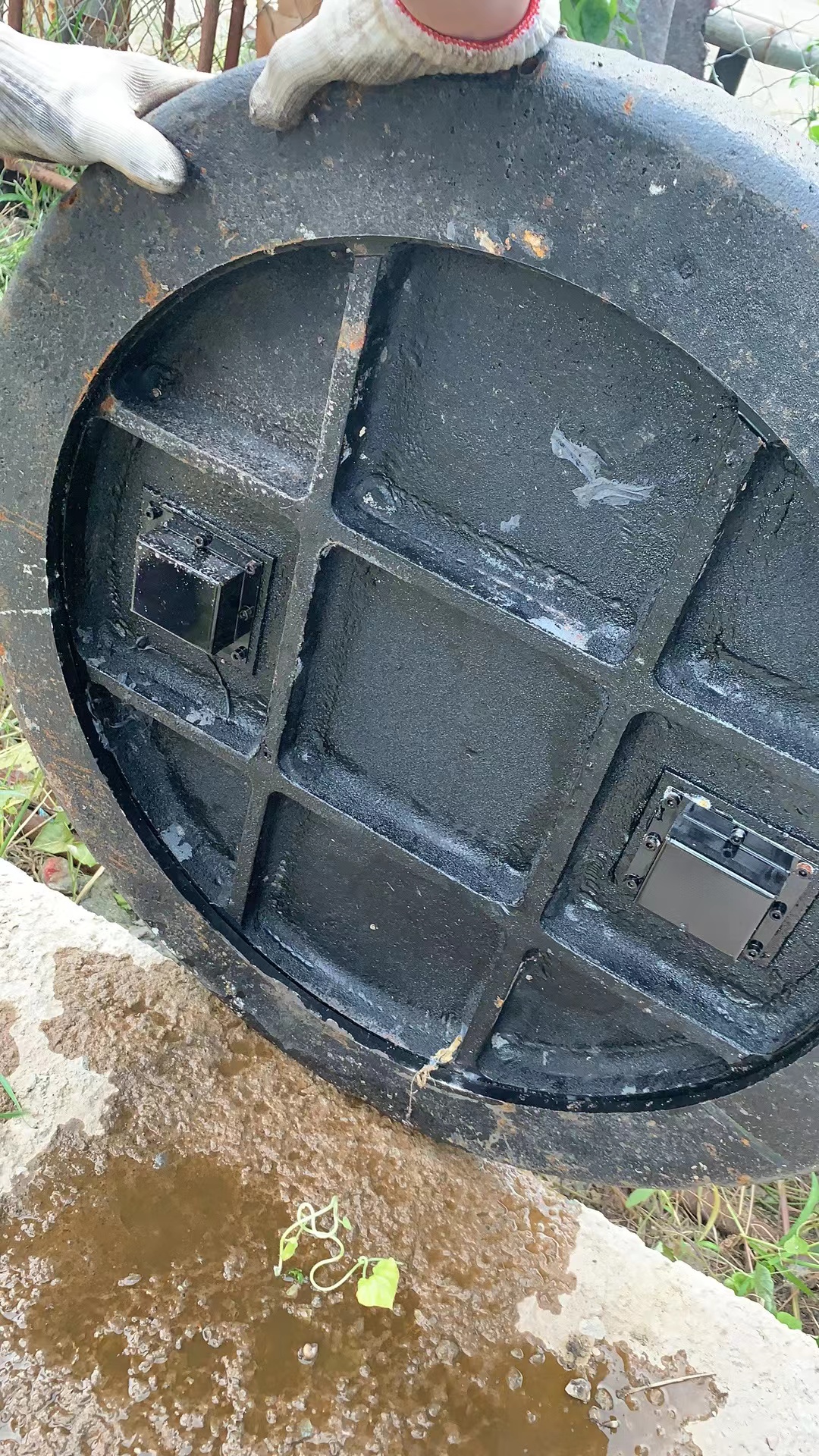 阿拉善盟污水溝蓋板-球墨鑄鐵井蓋-質(zhì)量保障