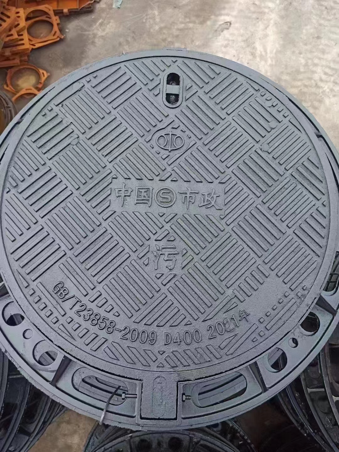 阿拉善盟不銹鋼井蓋-電信井蓋-現(xiàn)貨銷售