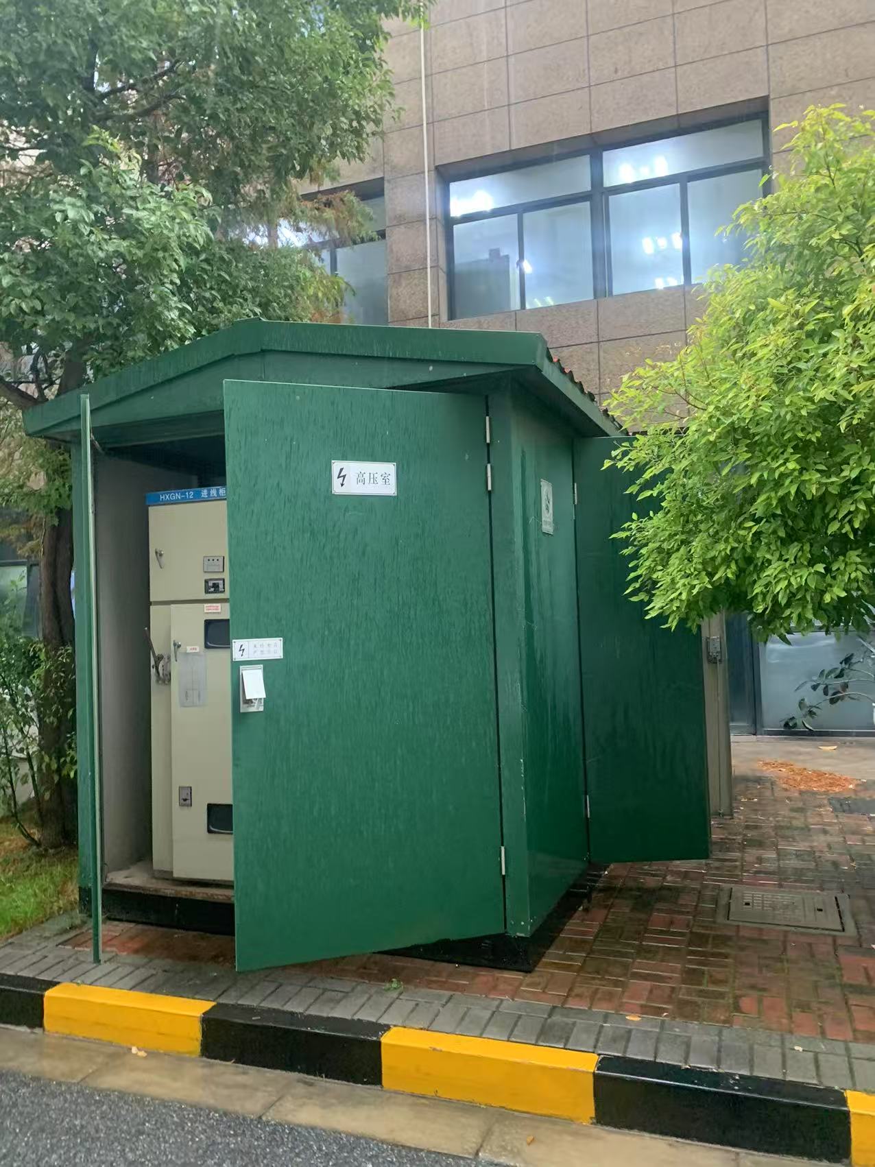 鹽城東臺配電變壓器回收-收購干式變壓器